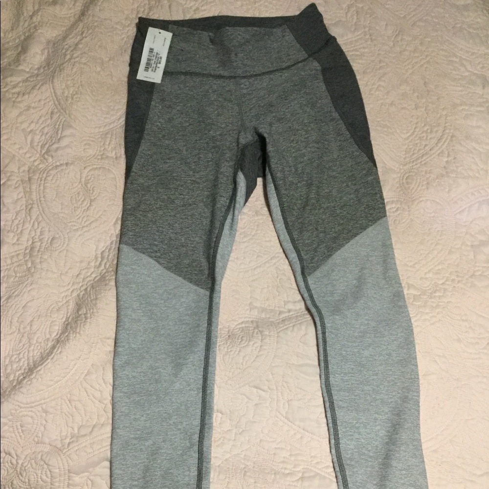Outdoor voices 7/8 tri tone leggings